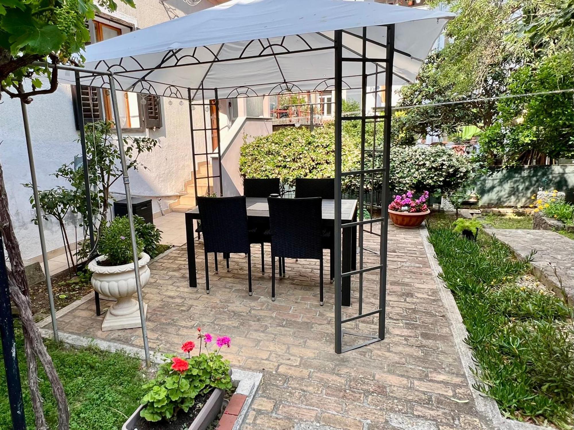 V&V Apartment PUY 외부 사진