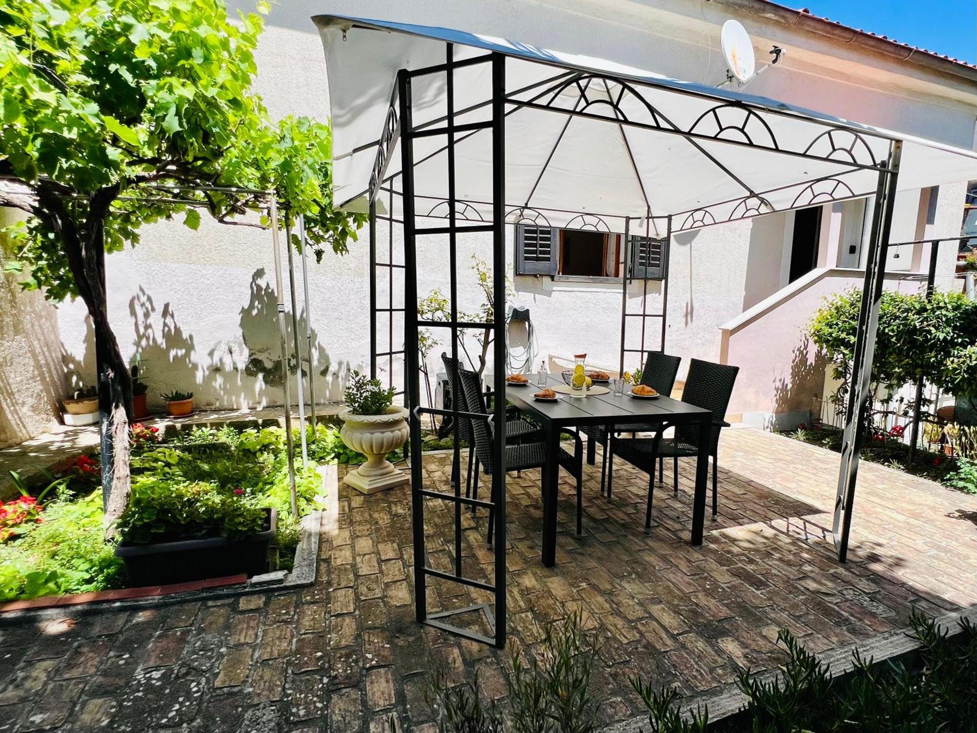V&V Apartment PUY 외부 사진